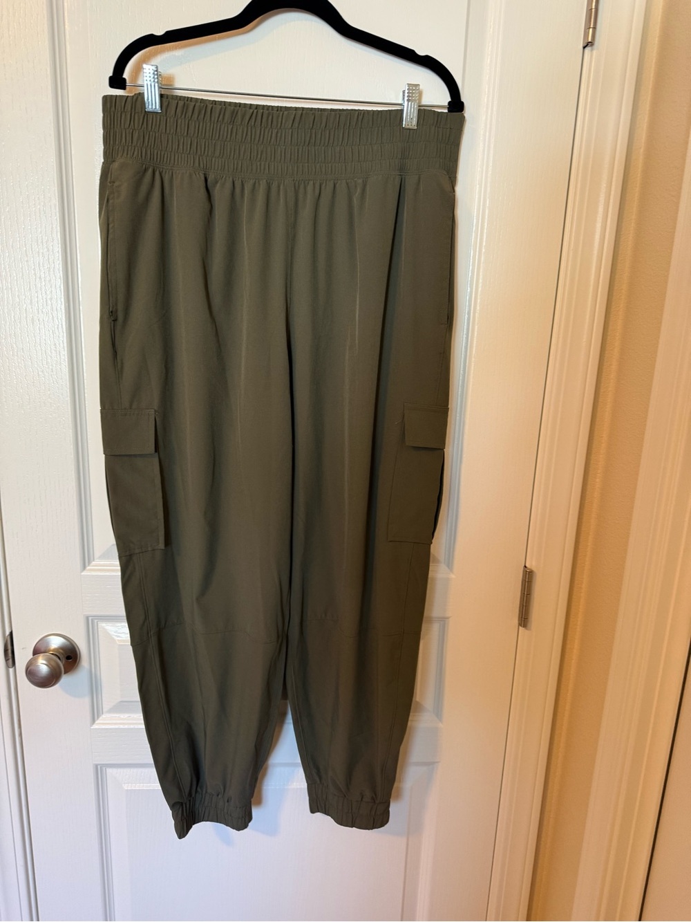 Abercrombie & Fitch YPB Olive Green Cargo Joggers